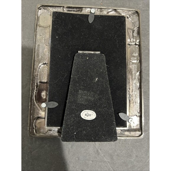 Pewter Picture Frame Golf Theme Standing 7x6” Holds 3.5 x 5” Photo Picture - Picture 9 of 14